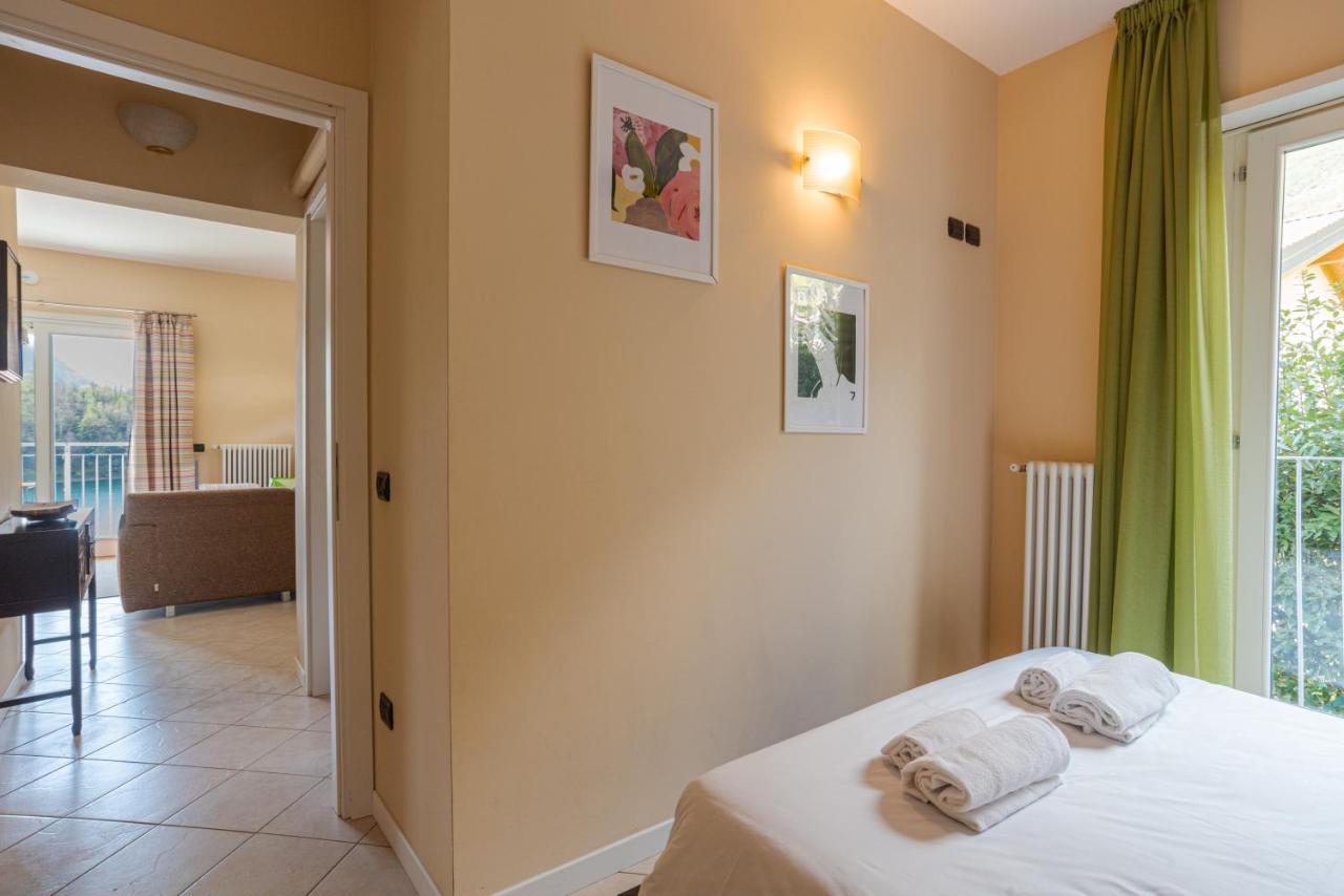 Lake Como Apartment With Balcony And Private Parking Ossuccio Ngoại thất bức ảnh