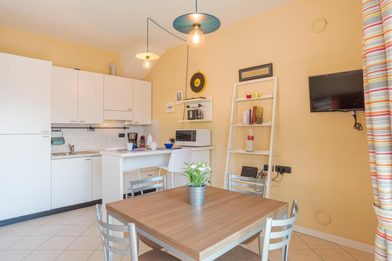 Lake Como Apartment With Balcony And Private Parking Ossuccio Ngoại thất bức ảnh
