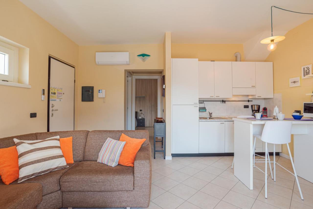 Lake Como Apartment With Balcony And Private Parking Ossuccio Ngoại thất bức ảnh