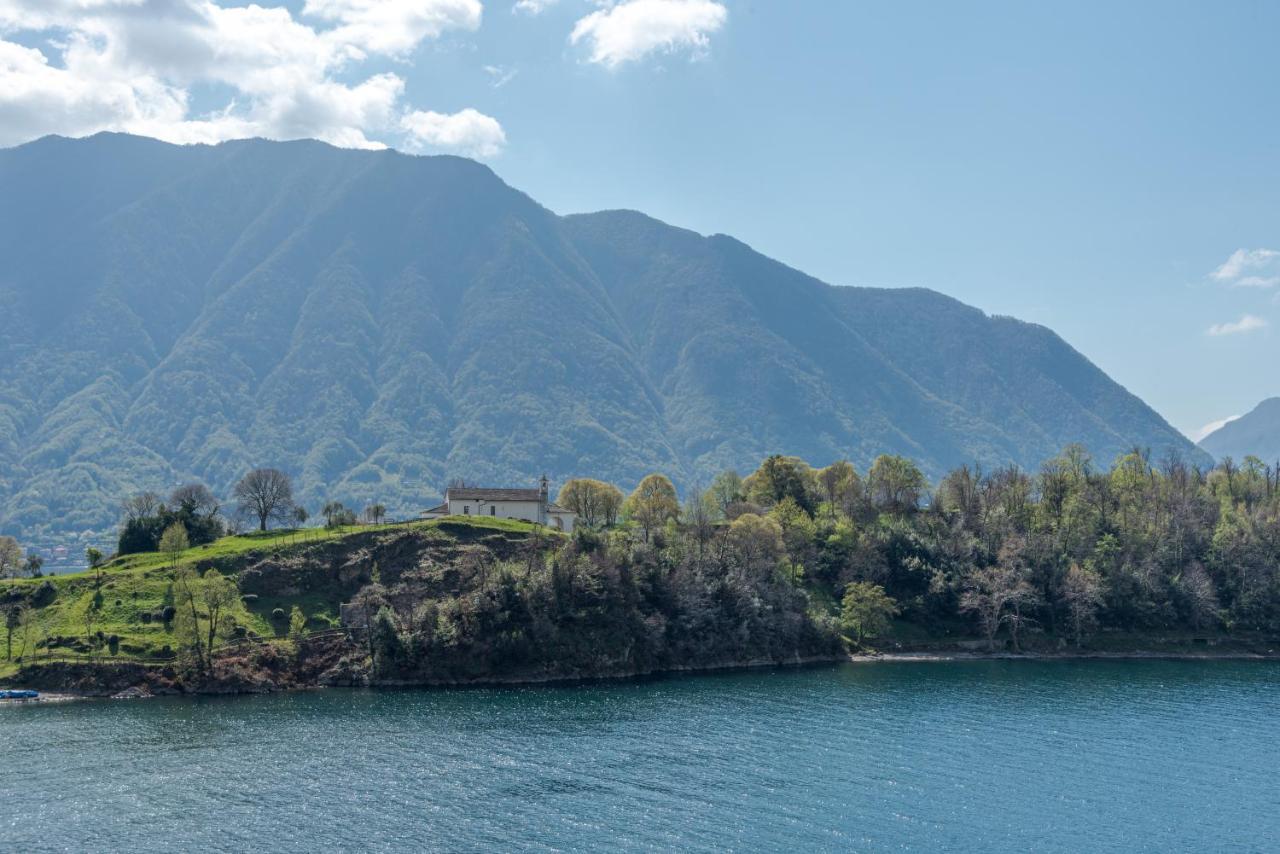 Lake Como Apartment With Balcony And Private Parking Ossuccio Ngoại thất bức ảnh